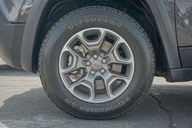 used 2022 Jeep Cherokee car, priced at $29,000