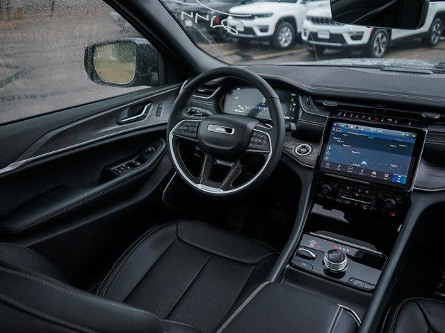 new 2025 Jeep Grand Cherokee car, priced at $58,980