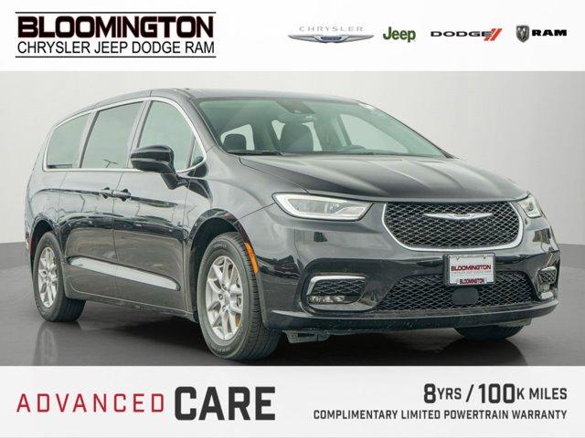 used 2024 Chrysler Pacifica car, priced at $32,991