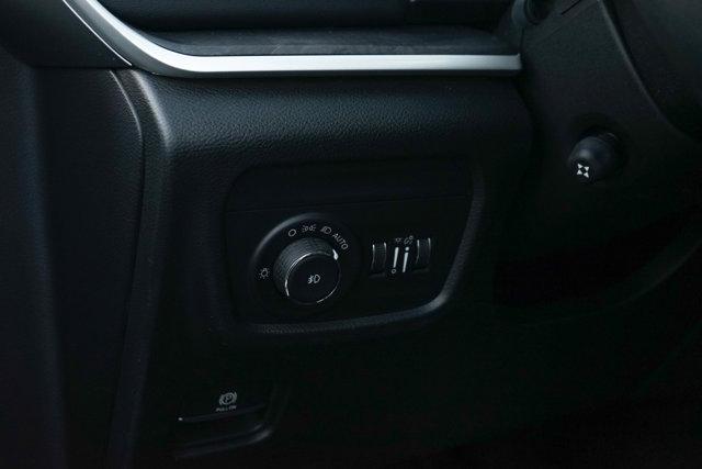 used 2023 Jeep Grand Cherokee car, priced at $34,300