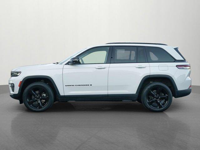 used 2023 Jeep Grand Cherokee car, priced at $34,300