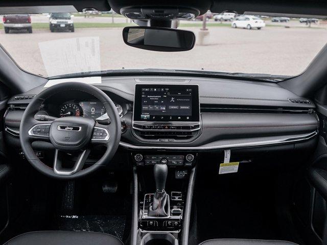 new 2025 Jeep Compass car, priced at $33,995