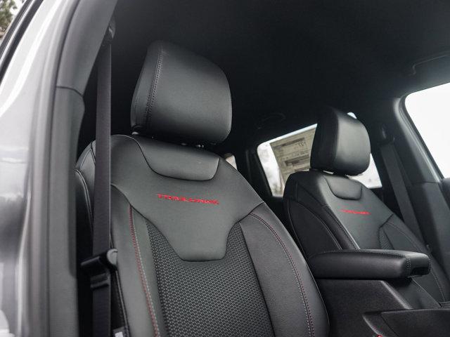 new 2025 Jeep Compass car, priced at $33,995