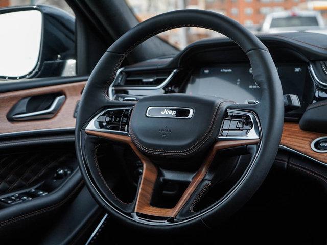 new 2025 Jeep Grand Cherokee car, priced at $70,425