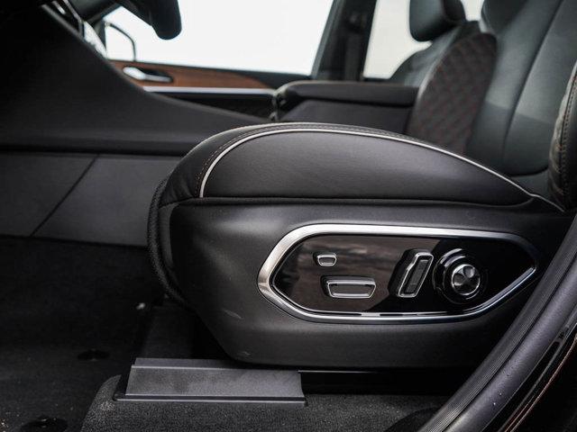 new 2025 Jeep Grand Cherokee car, priced at $70,425
