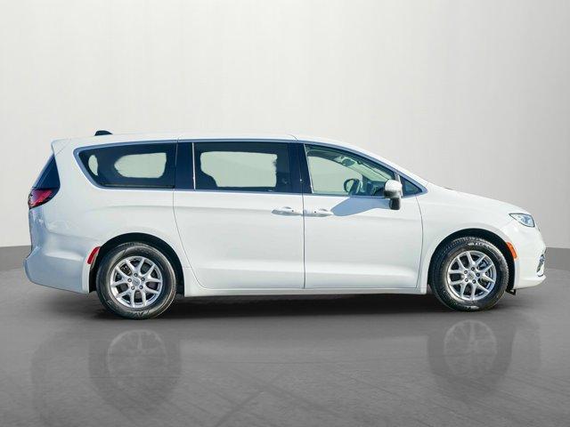 used 2023 Chrysler Pacifica car, priced at $25,491