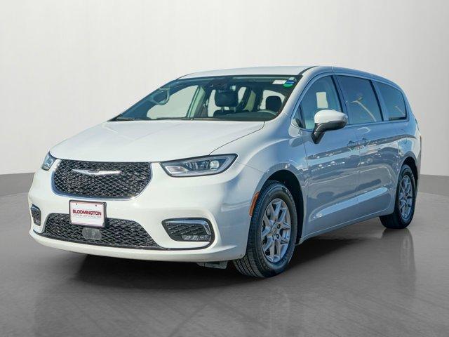 used 2023 Chrysler Pacifica car, priced at $25,491