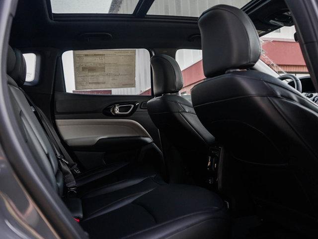 new 2025 Jeep Compass car, priced at $35,918
