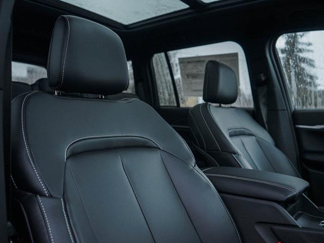 new 2025 Jeep Grand Cherokee car, priced at $56,995