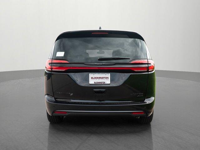 new 2024 Chrysler Pacifica car, priced at $45,995