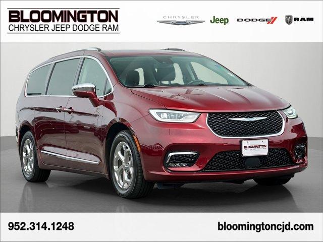 used 2021 Chrysler Pacifica Hybrid car, priced at $30,591