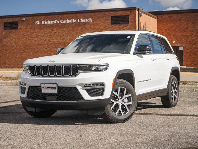 new 2025 Jeep Grand Cherokee car, priced at $44,200