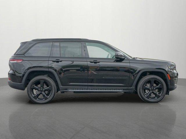 used 2024 Jeep Grand Cherokee car, priced at $38,991