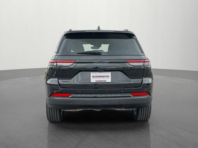 used 2024 Jeep Grand Cherokee car, priced at $38,991