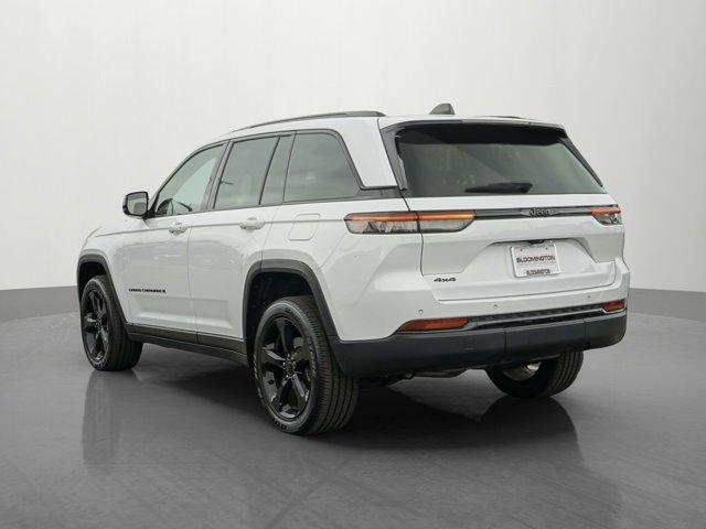 used 2022 Jeep Grand Cherokee car, priced at $33,591