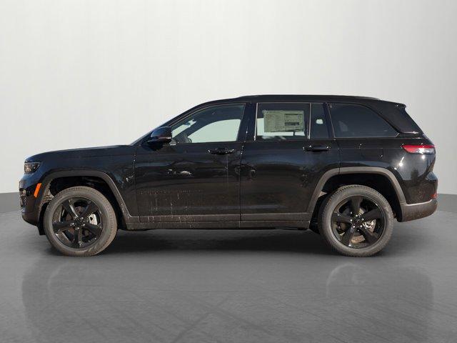 new 2025 Jeep Grand Cherokee car, priced at $43,995