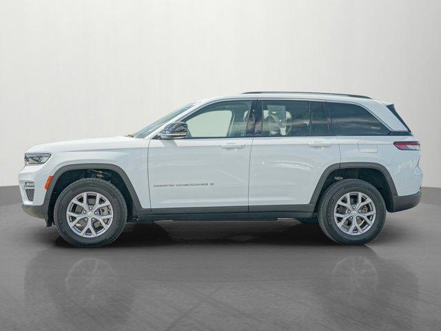 used 2022 Jeep Grand Cherokee car, priced at $35,591