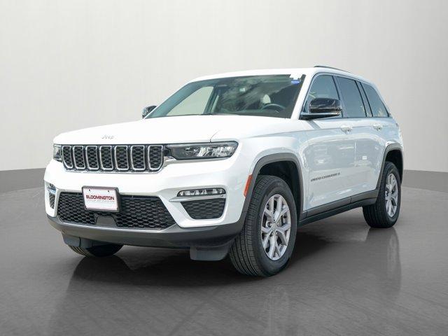 used 2022 Jeep Grand Cherokee car, priced at $35,591