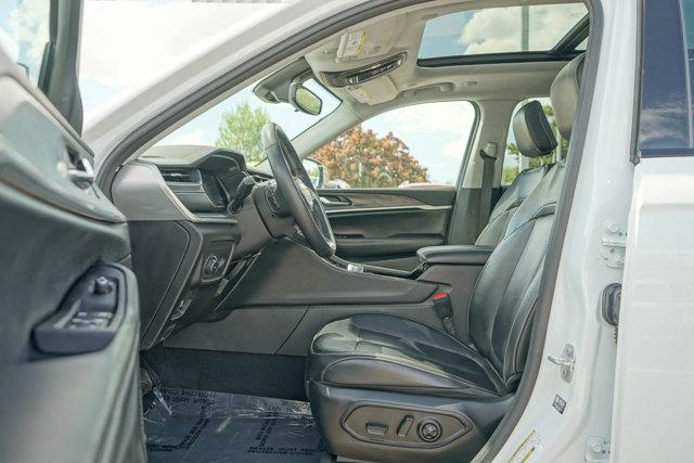 used 2022 Jeep Grand Cherokee car, priced at $35,591