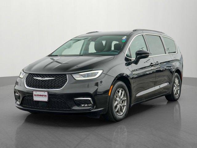 used 2021 Chrysler Pacifica car, priced at $28,991