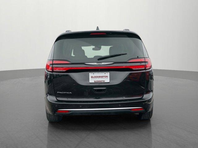 used 2021 Chrysler Pacifica car, priced at $28,991