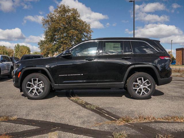 new 2025 Jeep Grand Cherokee car, priced at $46,810