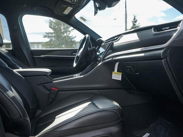 new 2025 Jeep Grand Cherokee car, priced at $43,150