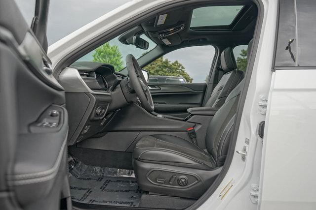 used 2023 Jeep Grand Cherokee car, priced at $37,000