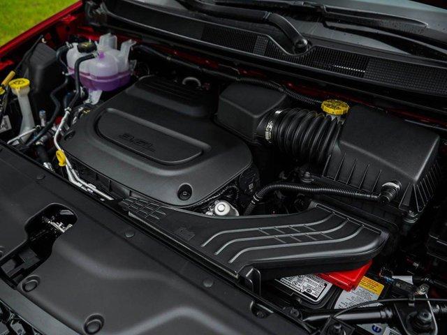new 2025 Chrysler Pacifica car, priced at $39,995