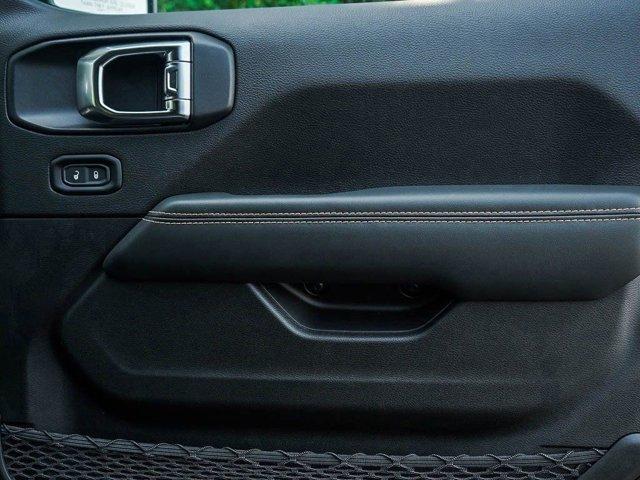 new 2025 Jeep Gladiator car, priced at $43,495