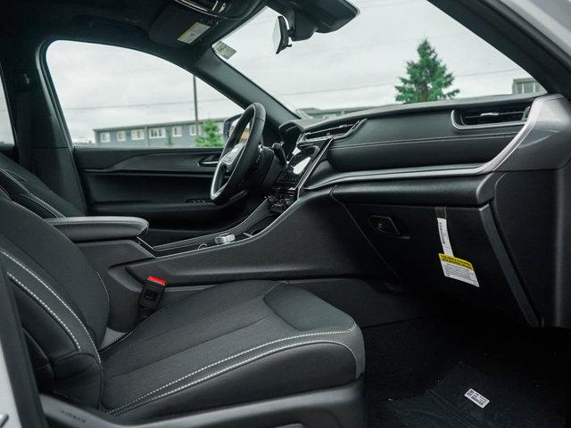 new 2025 Jeep Grand Cherokee L car, priced at $42,929