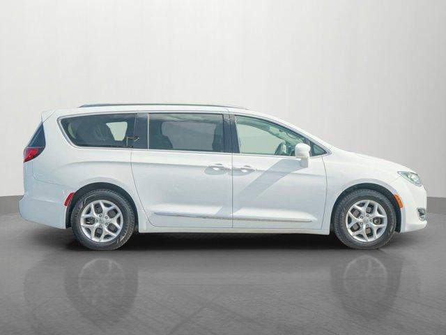 used 2017 Chrysler Pacifica car, priced at $10,991