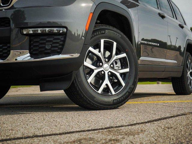 new 2025 Jeep Grand Cherokee L car, priced at $51,495