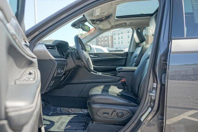 used 2022 Jeep Grand Cherokee car, priced at $34,000