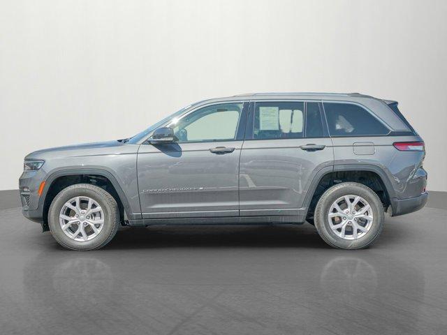 used 2022 Jeep Grand Cherokee car, priced at $34,000