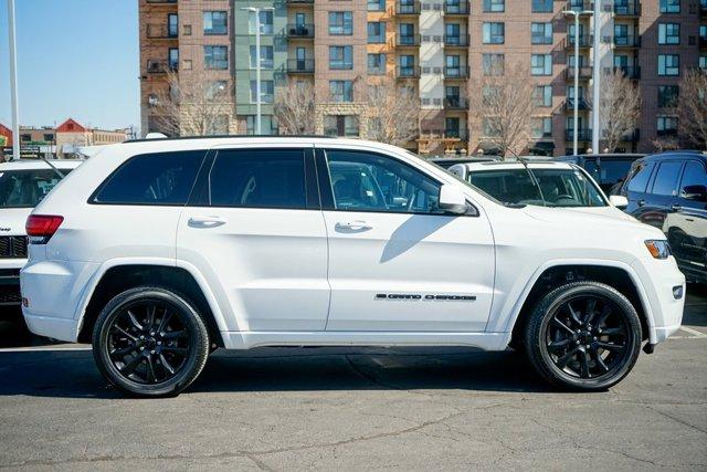 used 2022 Jeep Grand Cherokee WK car, priced at $32,991
