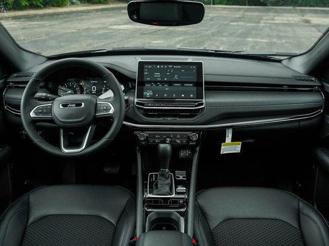 new 2025 Jeep Compass car, priced at $32,495