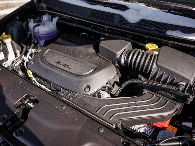 new 2025 Chrysler Pacifica car, priced at $41,995