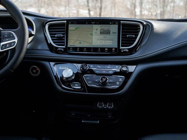 new 2025 Chrysler Pacifica car, priced at $41,995