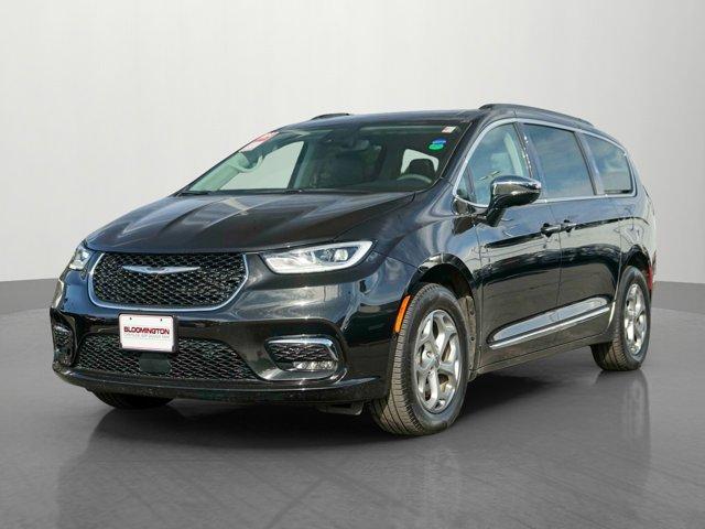 used 2023 Chrysler Pacifica car, priced at $41,591