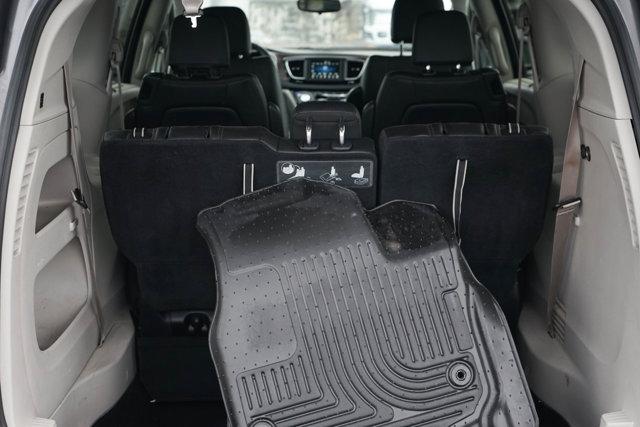used 2018 Chrysler Pacifica car, priced at $13,700