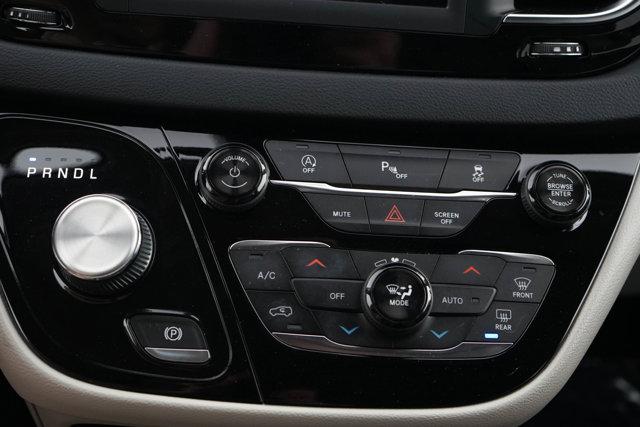 used 2018 Chrysler Pacifica car, priced at $13,700