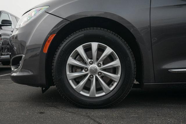 used 2018 Chrysler Pacifica car, priced at $13,700