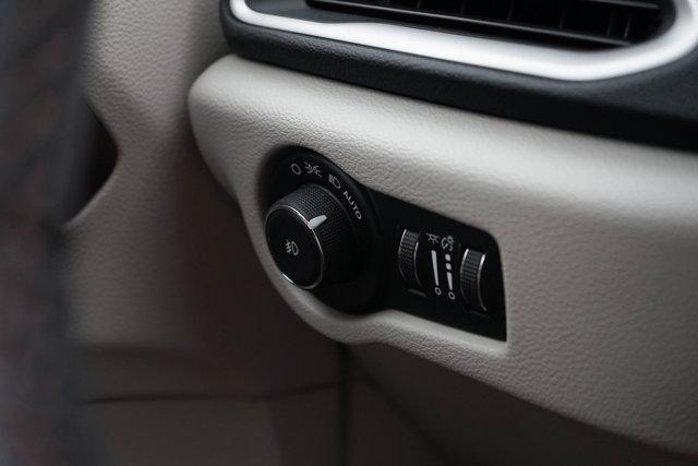 used 2018 Chrysler Pacifica car, priced at $13,700