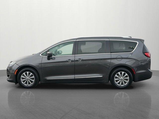 used 2018 Chrysler Pacifica car, priced at $13,700