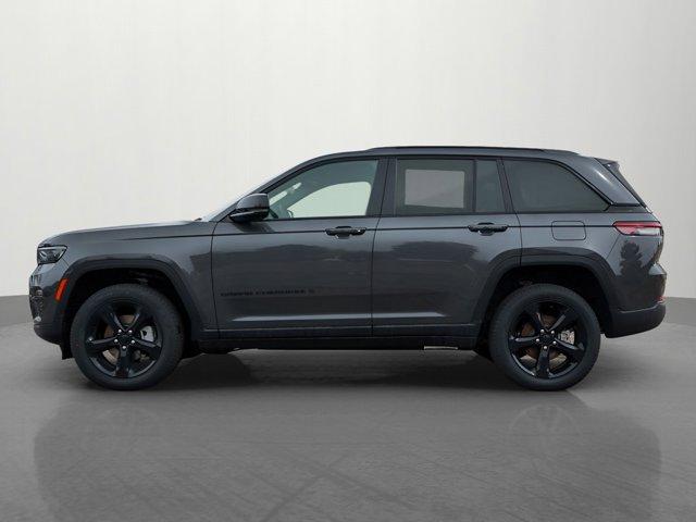 new 2025 Jeep Grand Cherokee car, priced at $48,371