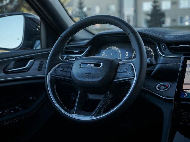 new 2025 Jeep Grand Cherokee car, priced at $48,371