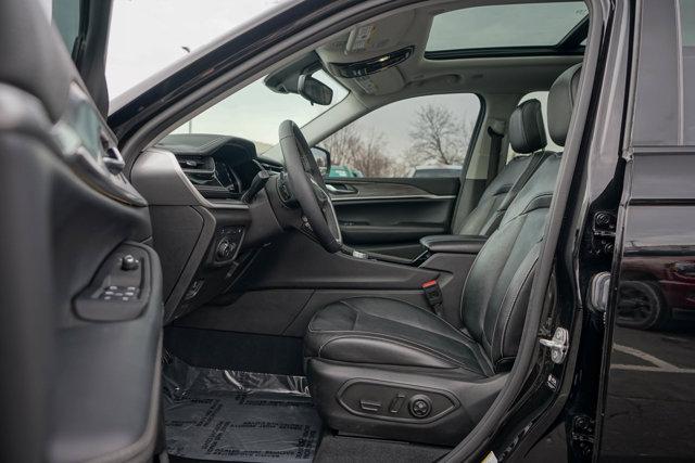 used 2022 Jeep Grand Cherokee car, priced at $31,500