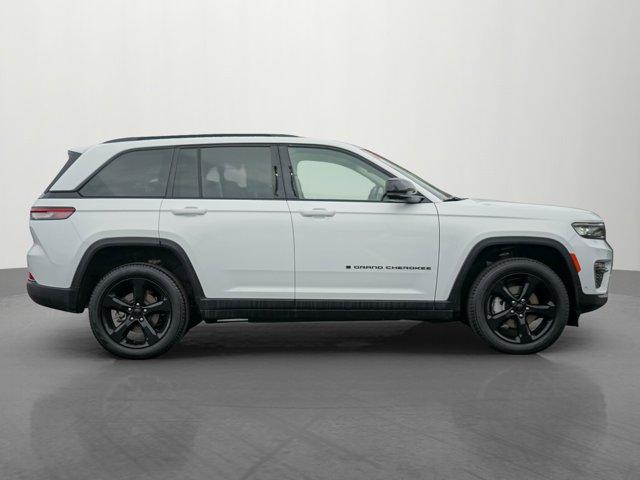 used 2022 Jeep Grand Cherokee car, priced at $38,591