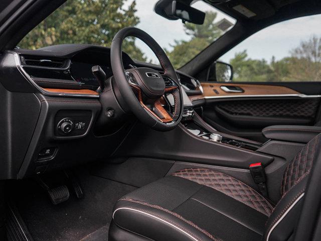 new 2025 Jeep Grand Cherokee car, priced at $59,860